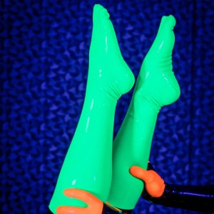 Toe Socks UV Green Knee-High � Uniqdsn Latex